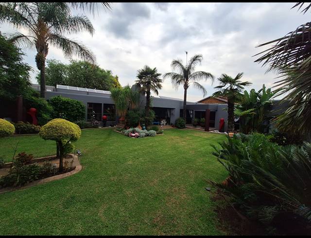 4 bed property for sale in AERORAND